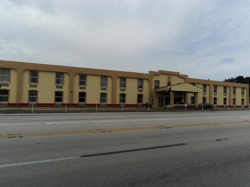 Travel Inn Winter Haven Extérieur photo